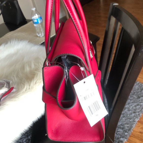 Michael  Kors Raspberry  Small Carmen Satchel - Picture 5 of 9